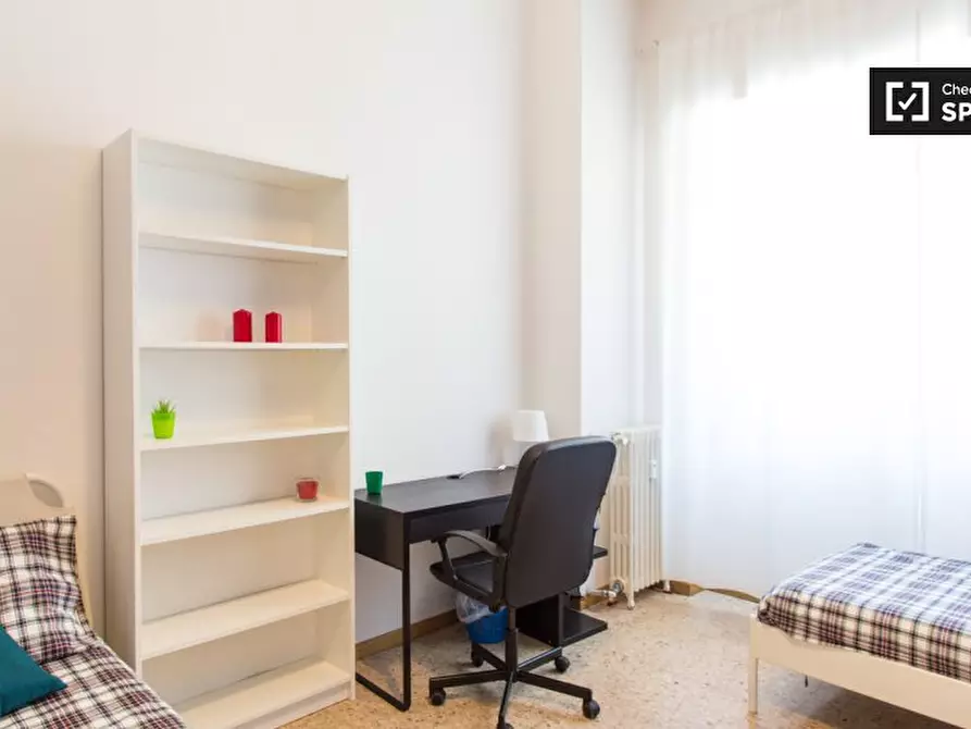 Immagine 3 di Camera condivisa in affitto  in Viale Pietro da Cortona a Milano