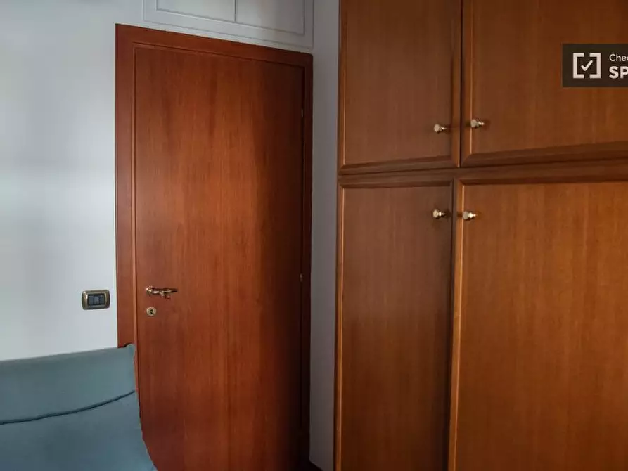 Immagine 19 di Appartamento in affitto  in Via Manfredi Azzarita a Roma