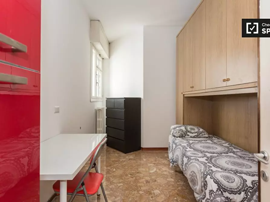 Immagine 6 di Camera condivisa in affitto  in Via Michele Saponaro a Milano