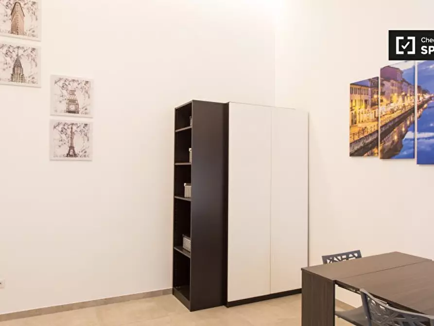 Immagine 5 di Ufficio in affitto  in Via Luigi Caroli a Milano
