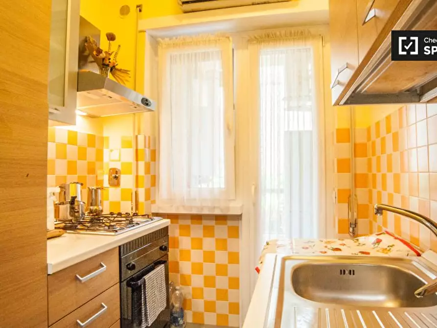 Immagine 14 di Camera condivisa in affitto  in Via della Cava Aurelia a Roma