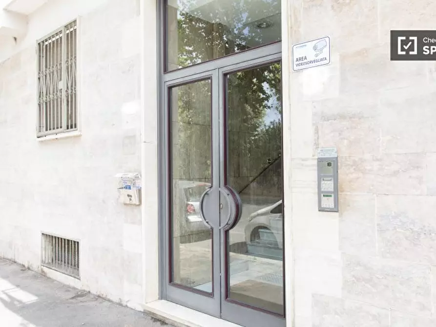 Immagine 12 di Ufficio in affitto  in Via Salvatore Pincherle a Roma