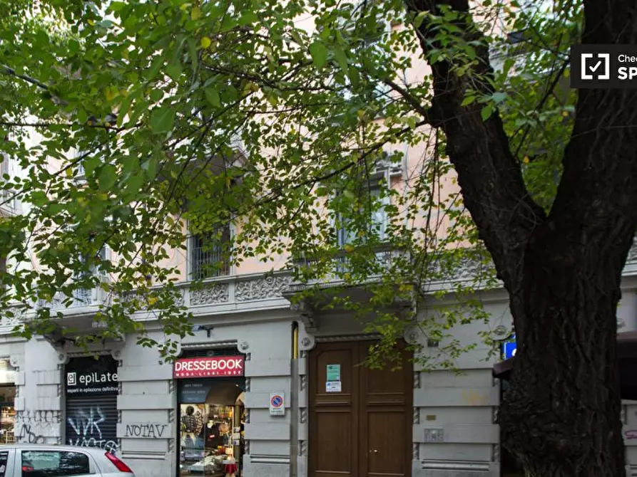 Immagine 18 di Camera condivisa in affitto  in Via Lomellina a Milano