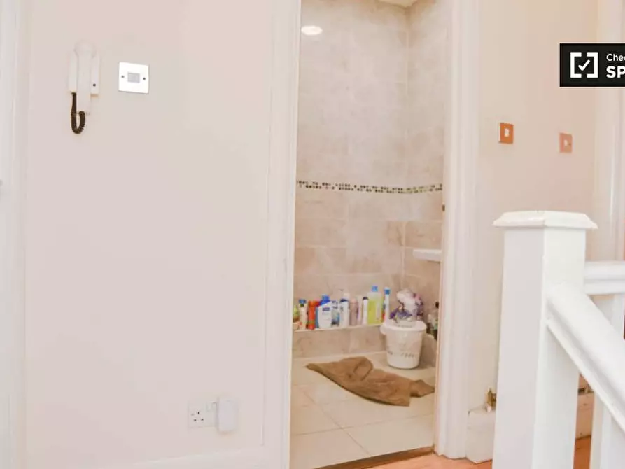 Immagine 19 di Camera condivisa in affitto  in Grange Yard a Camberwell