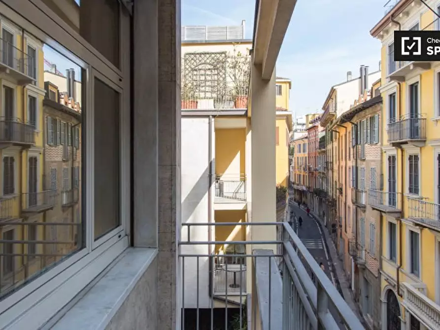 Immagine 5 di Camera condivisa in affitto  in Via Cerva a Milano