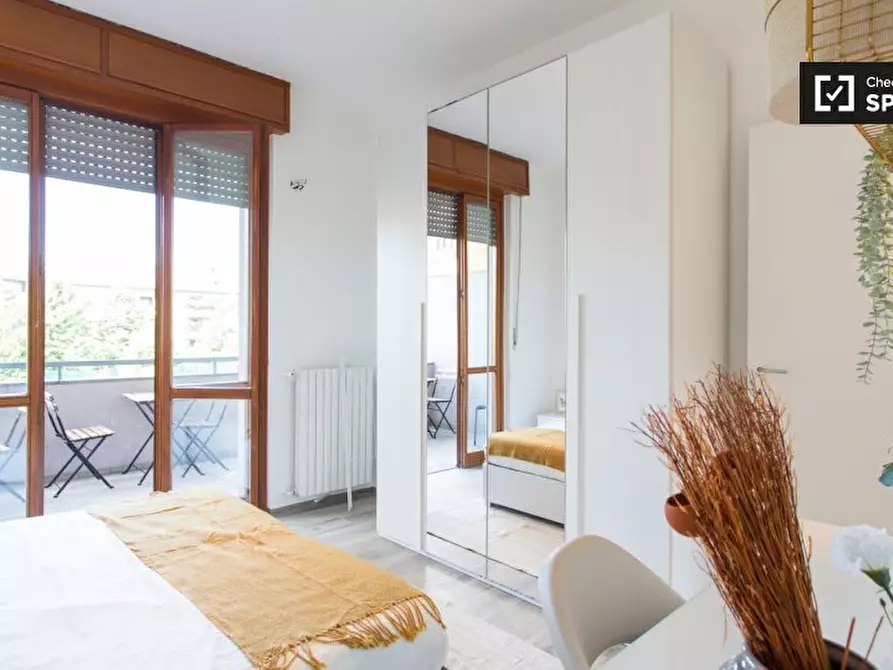 Immagine 4 di Camera condivisa in affitto  in Via Toce a Milano