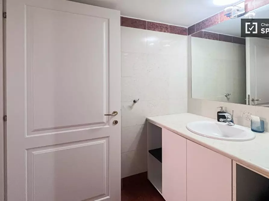 Immagine 14 di Appartamento in affitto  in Via Valsugana a Milano