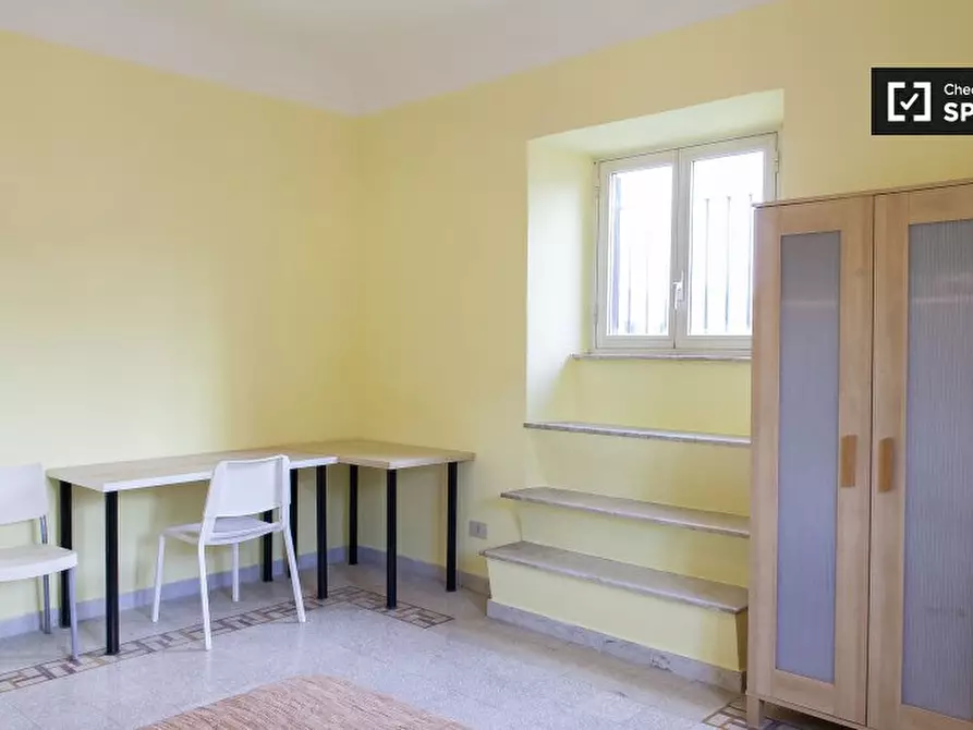 Immagine 15 di Camera condivisa in affitto  in Piazza Manfredo Fanti, 00185 Roma RM, Italy a Roma