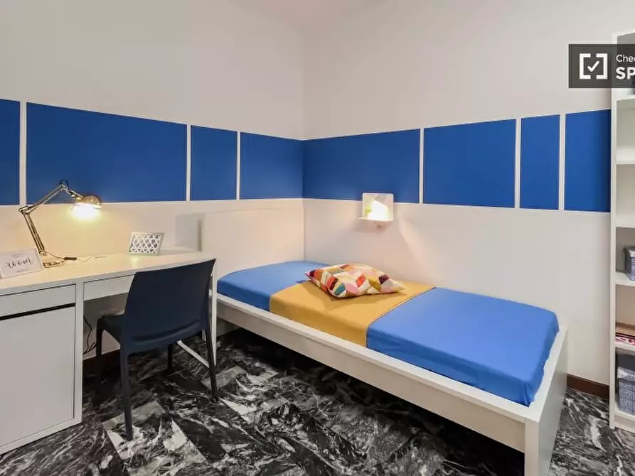 Immagine 3 di Camera condivisa in affitto  in Corso di Porta Ticinese a Milano