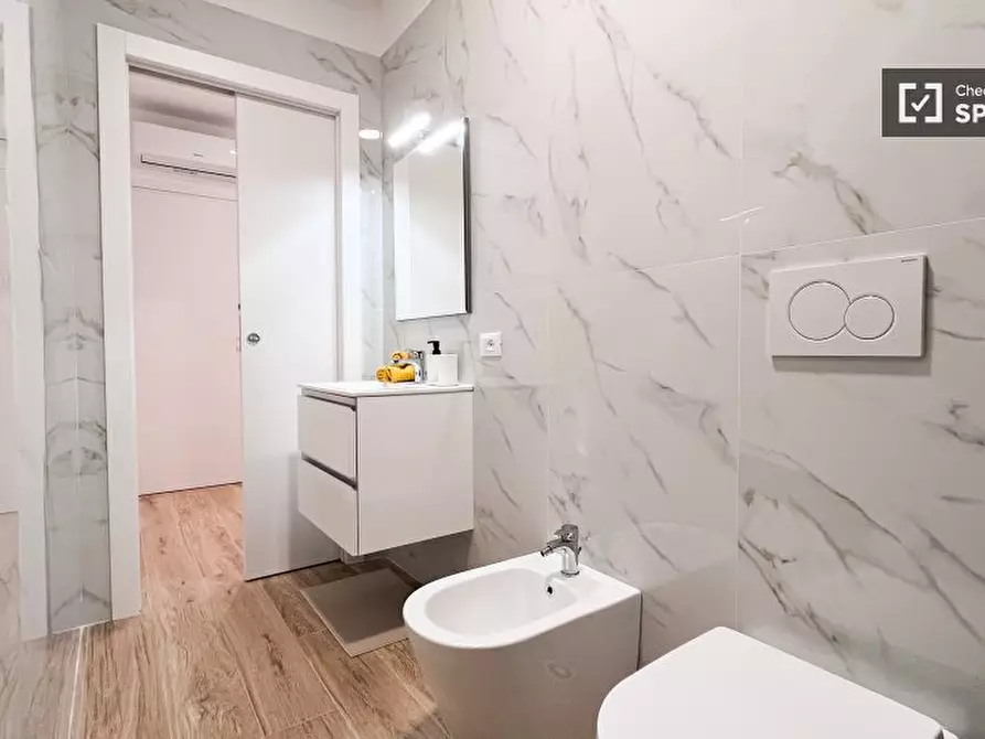 Immagine 7 di Camera condivisa in affitto  in Via Disciplini a Milano