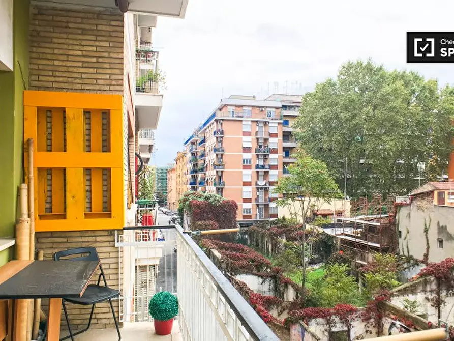 Immagine 6 di Camera condivisa in affitto  in Via Ettore Giovenale a Roma