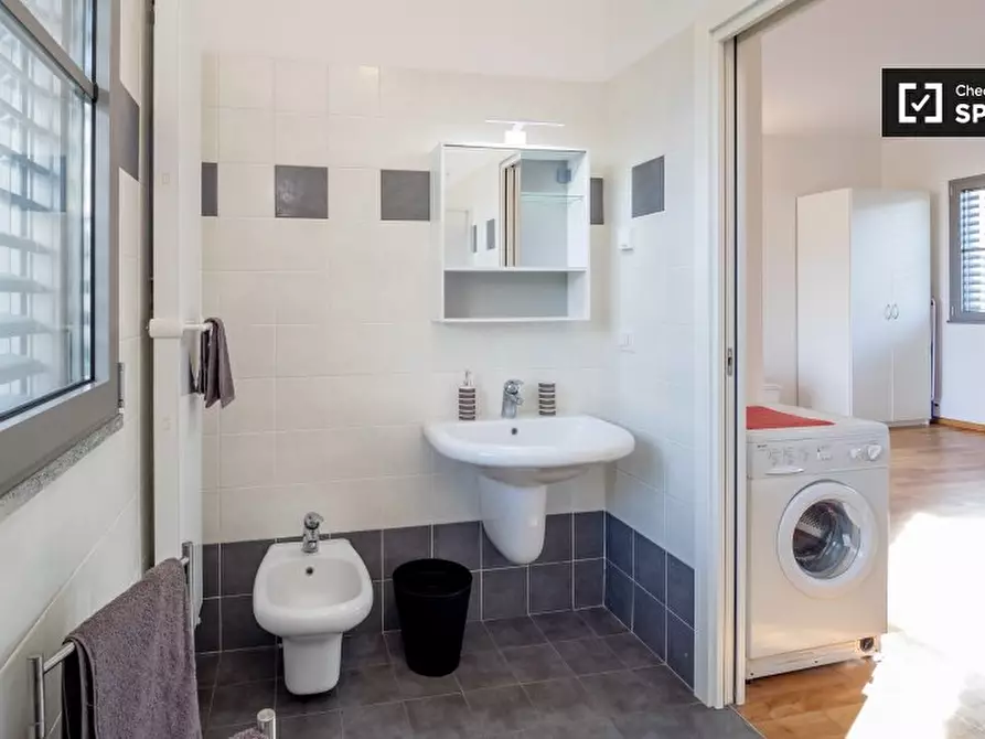 Immagine 13 di Ufficio in affitto  in Via Enrico Cosenz a Milano