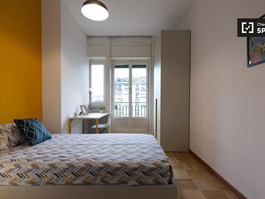 Immagine 4 di Camera condivisa in affitto  in Viale Beatrice d'Este a Milano