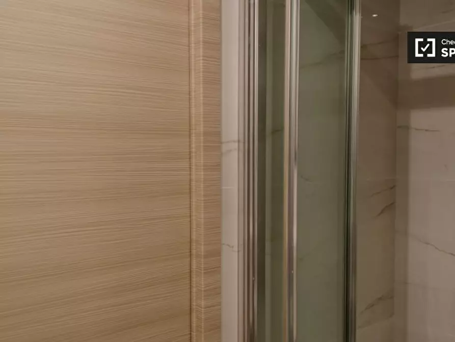 Immagine 15 di Appartamento in affitto  in Via Gregoriana, 00187 Roma RM, Italy a Roma