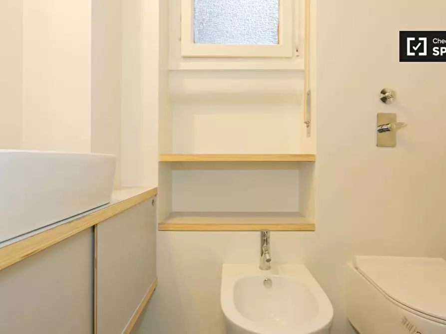 Immagine 16 di Appartamento in affitto  in Viale Tunisia a Milano