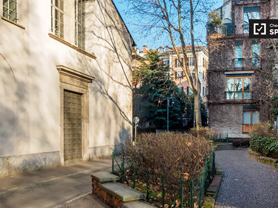 Immagine 17 di Camera condivisa in affitto  in Via Ancona a Milano