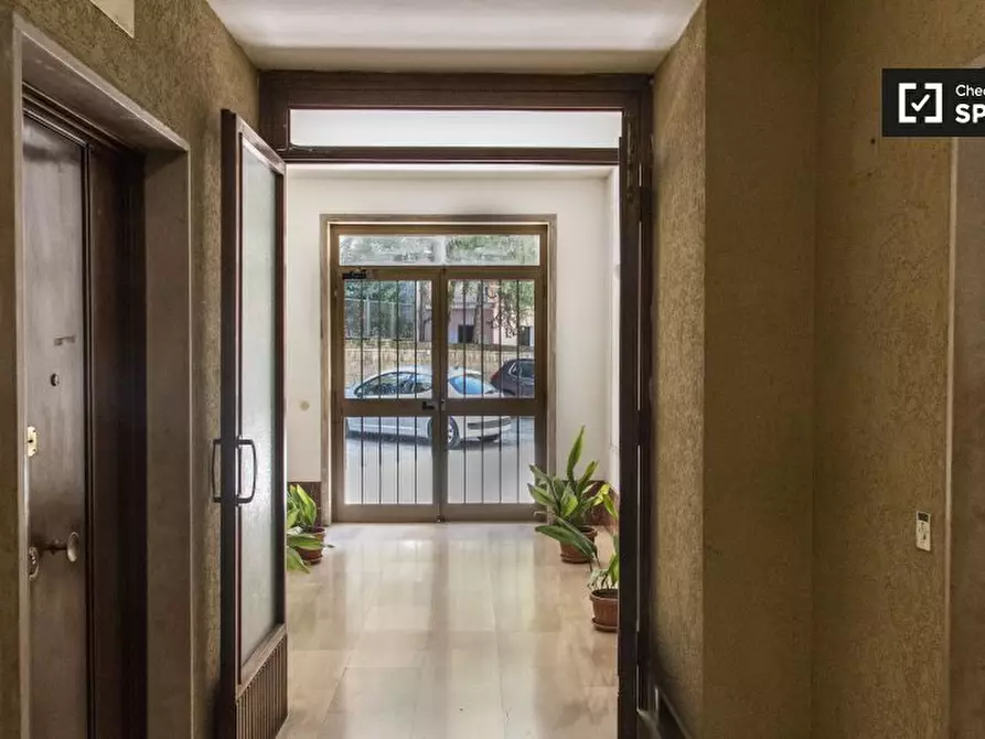 Immagine 14 di Camera condivisa in affitto  in Via Aurelia a Roma