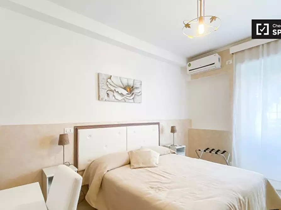 Immagine 17 di Camera condivisa in affitto  in Via Giovanni da Empoli a Roma