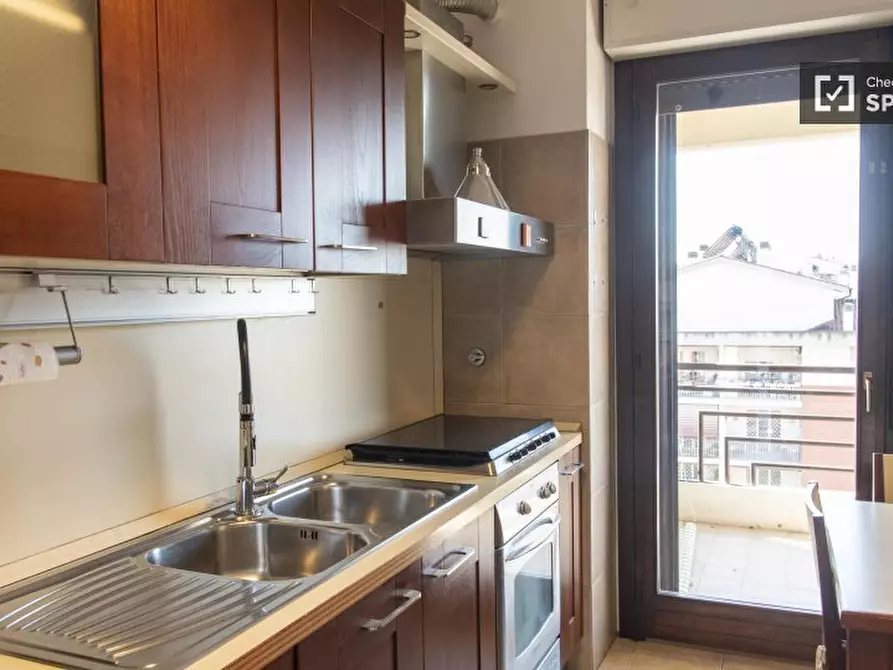 Immagine 6 di Camera condivisa in affitto  in Via Gian Antonio Maggi a Roma