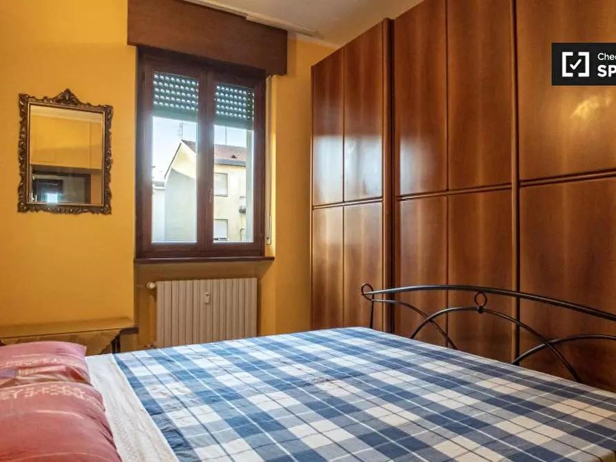 Immagine 2 di Camera condivisa in affitto  in Via Negroli a Milano