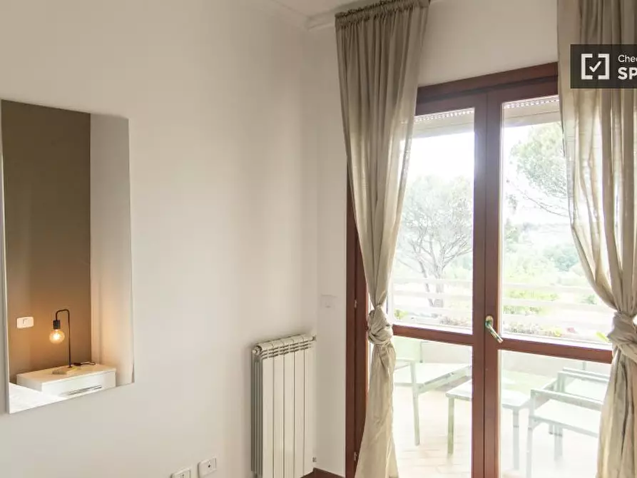 Immagine 12 di Appartamento in affitto  in Via Saronno a Roma