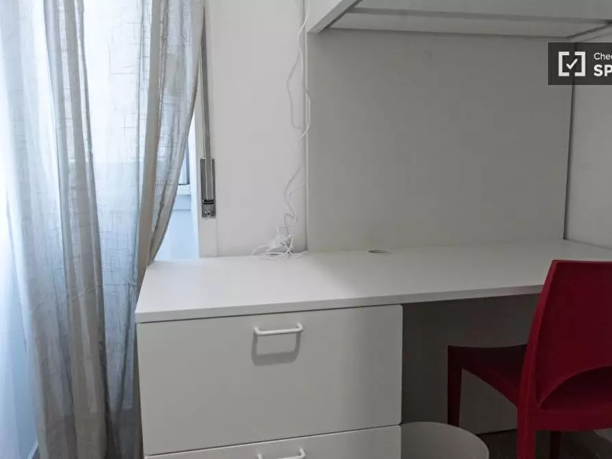 Immagine 12 di Camera condivisa in affitto  in Via Val d'Aosta a Roma