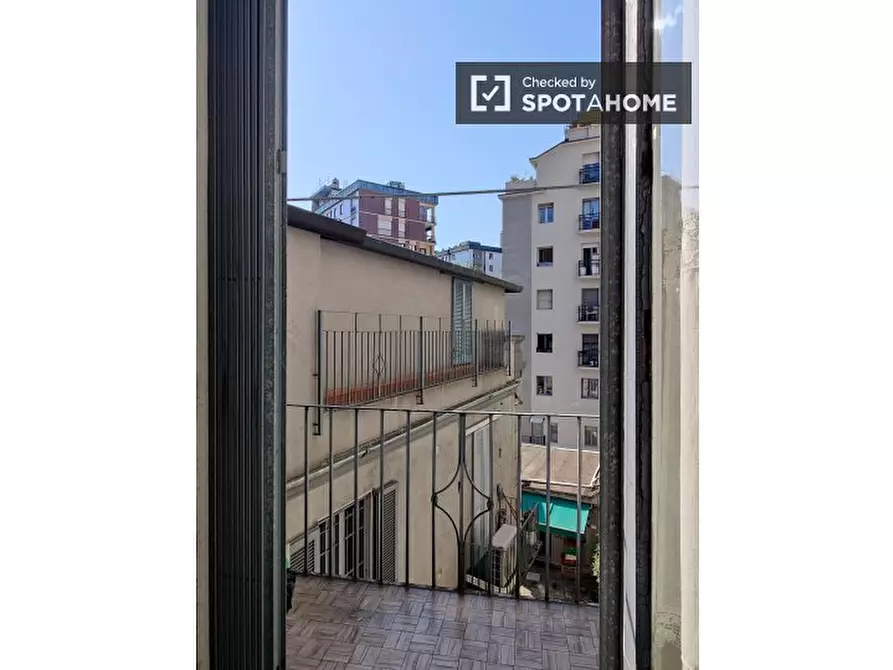 Immagine 19 di Appartamento in affitto  in Via Luca della Robbia, 20145 Milano MI, Italy a Milano