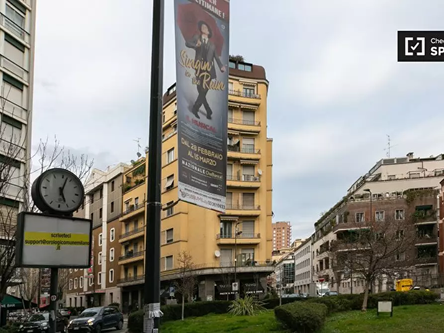 Immagine 19 di Appartamento in affitto  in Piazza S. Camillo de Lellis a Milano