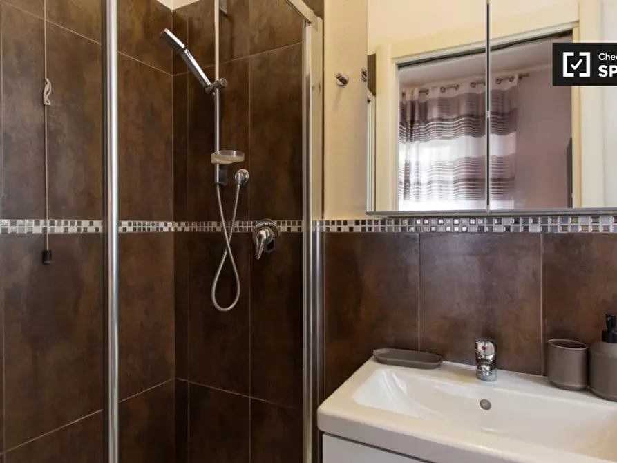 Immagine 8 di Appartamento in affitto  in Via Modica a Milano