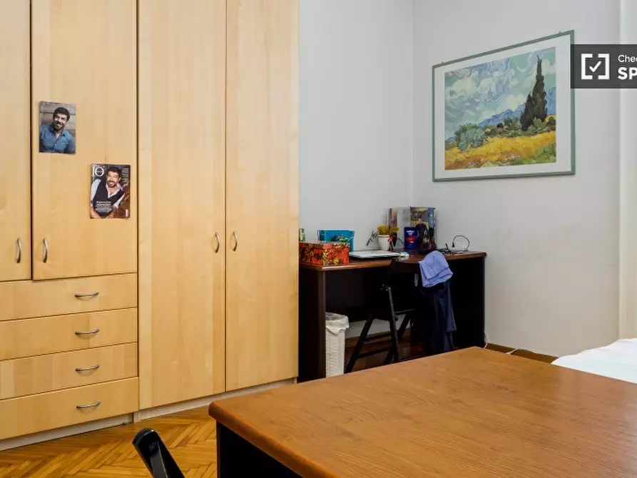 Immagine 2 di Camera condivisa in affitto  in Via Leone Tolstoi a Milano