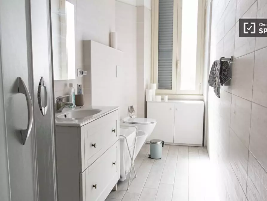 Immagine 7 di Camera condivisa in affitto  in Via Principe Eugenio a Roma