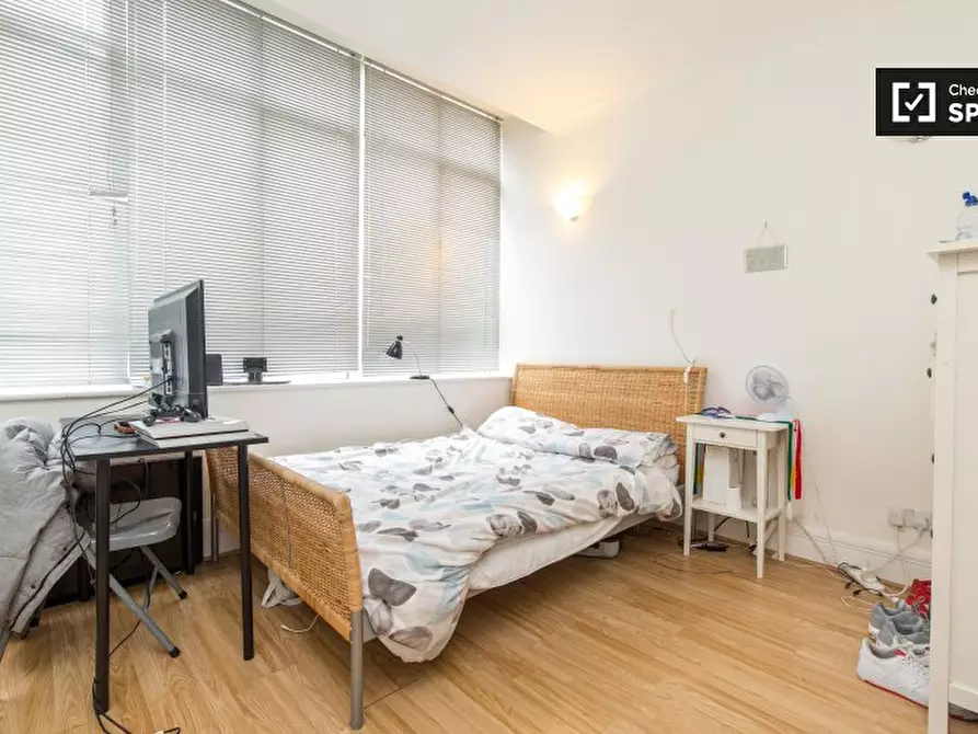 Immagine 1 di Camera condivisa in affitto  in Grange Yard a Camberwell