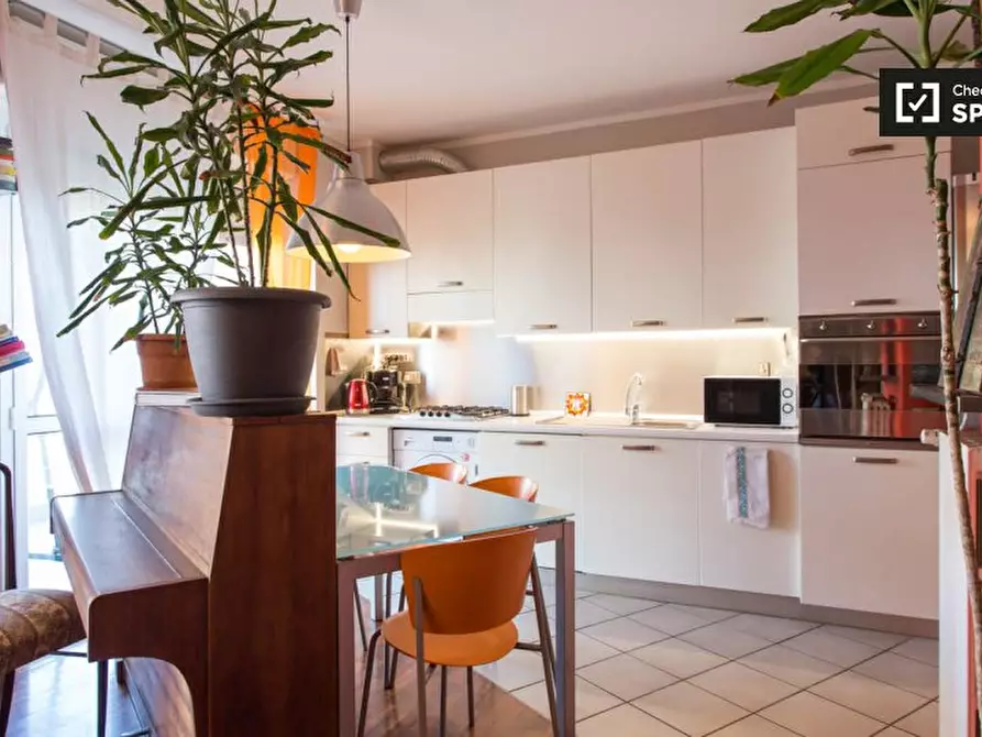 Immagine 17 di Camera condivisa in affitto  in Via Carlo Perini a Milano