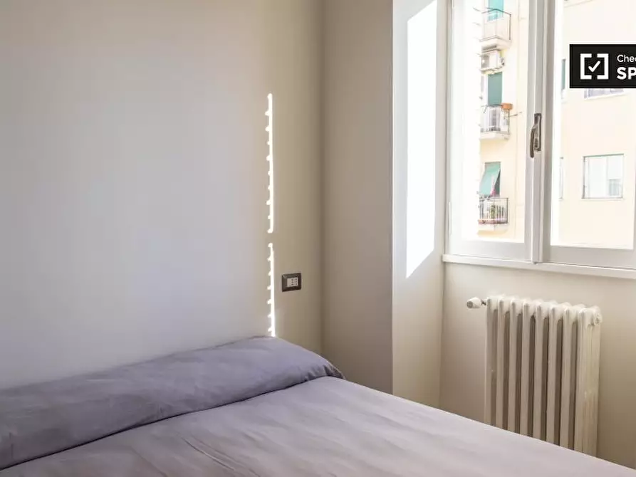 Immagine 11 di Appartamento in affitto  in Via Erasmo Gattamelata a Roma