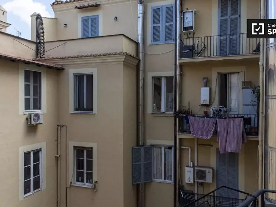 Immagine 9 di Camera condivisa in affitto  in Viale Regina Margherita a Roma