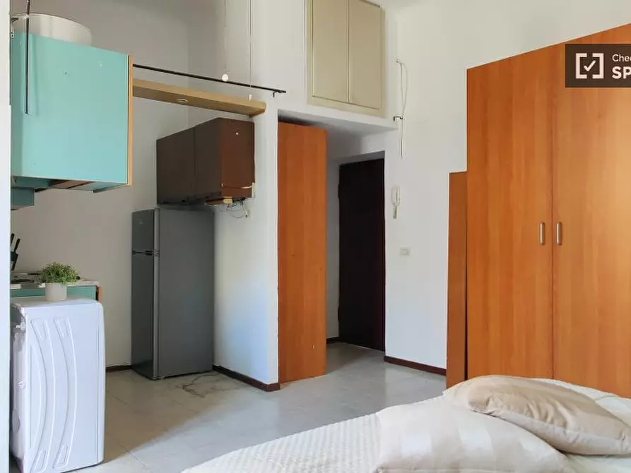 Immagine 3 di Ufficio in affitto  in Viale Famagosta a Milano