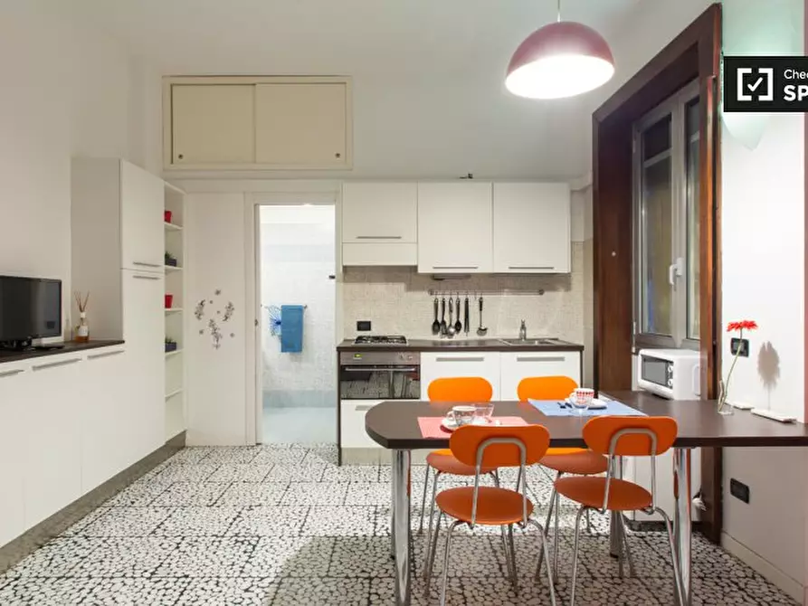 Immagine 4 di Camera condivisa in affitto  in Largo Isabella d'Aragona a Milano