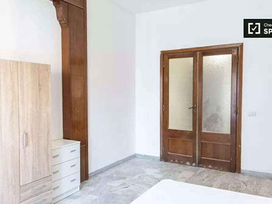 Immagine 3 di Camera condivisa in affitto  in Viale di Vigna Pia a Roma