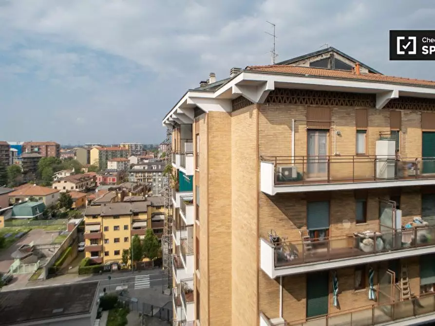 Immagine 4 di Camera condivisa in affitto  in Via Filippo Turati a Cologno Monzese