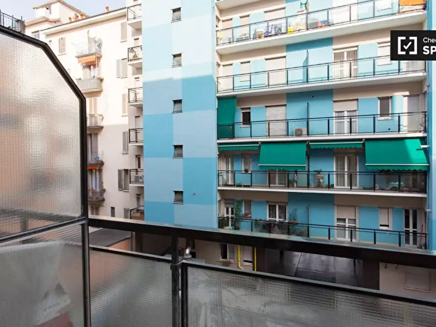 Immagine 5 di Camera condivisa in affitto  in Viale Giovanni da Cermenate a Milano