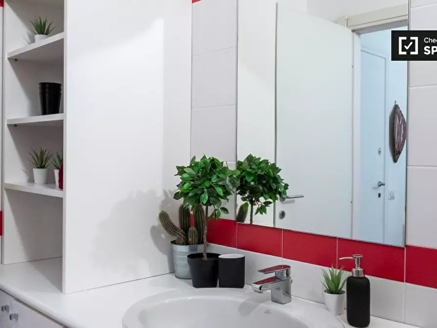 Immagine 17 di Appartamento in affitto  in Via Rutilia a Milano