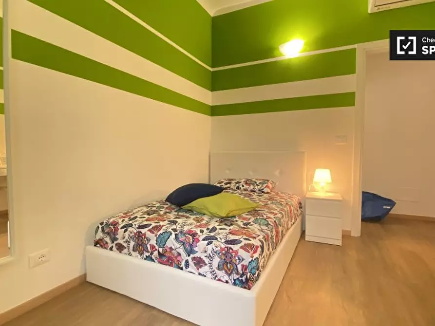 Immagine 2 di Camera condivisa in affitto  in P.za XXV Aprile a Milano