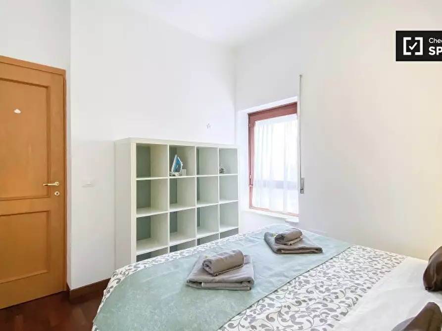 Immagine 8 di Appartamento in affitto  in Via Bogliasco a Roma