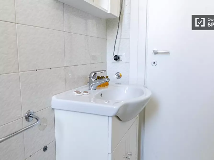 Immagine 4 di Appartamento in affitto  in Via Giovanni Branca a Roma