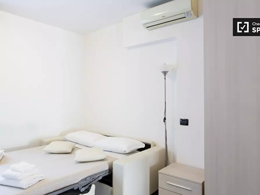 Immagine 2 di Ufficio in affitto  in Via Privata Leonardo Bruni, 20158 Milano MI, Italy a Milano