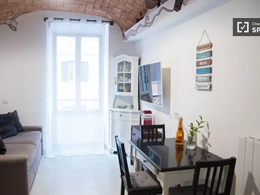 Immagine 12 di Ufficio in affitto  in Via dei Latini a Roma