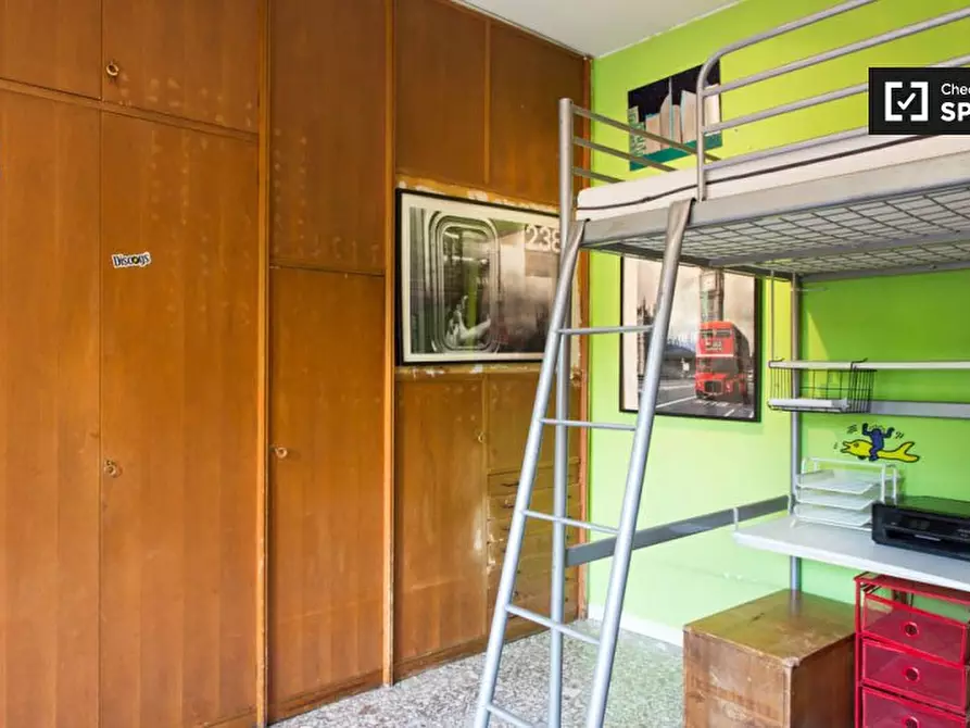 Immagine 2 di Camera condivisa in affitto  in Via Adelaide Bono Cairoli, 20127 Milano MI, Italy a Milano