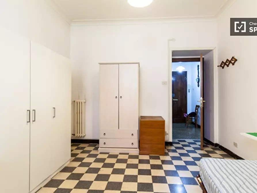 Immagine 2 di Camera condivisa in affitto  in Via Berengario a Roma
