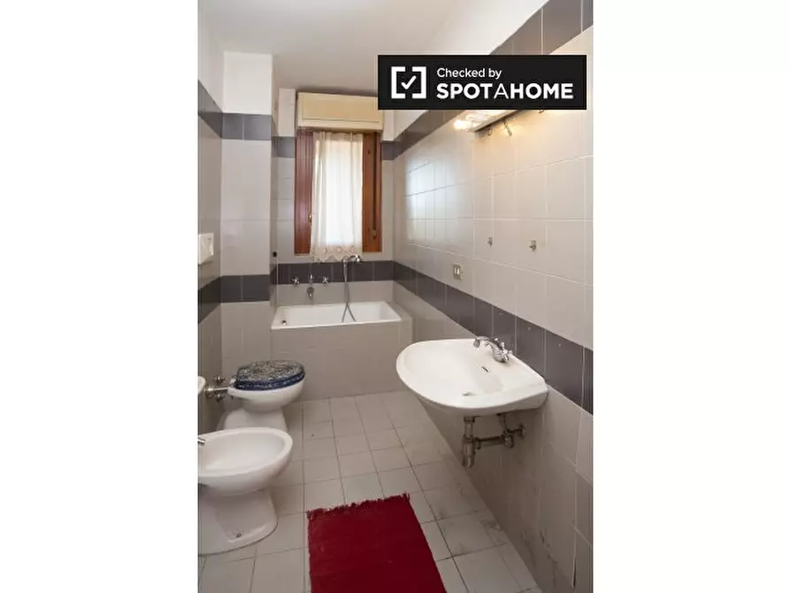 Immagine 15 di Camera condivisa in affitto  in Via Nicola Romeo a Milano