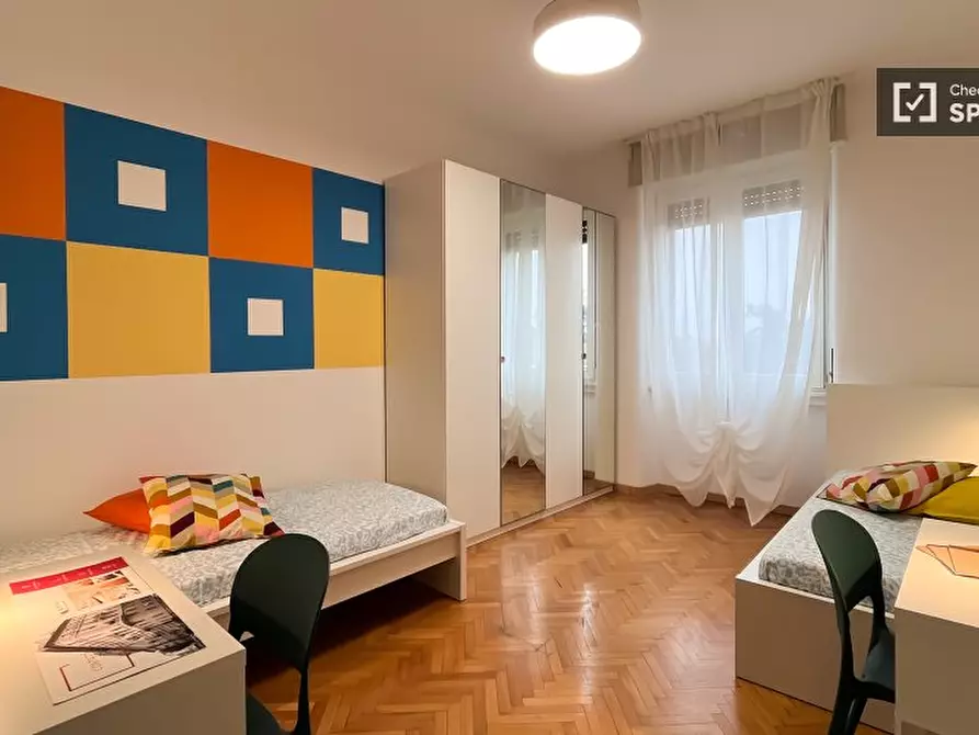 Immagine 16 di Camera condivisa in affitto  in Via Fratelli Rosselli a Milano